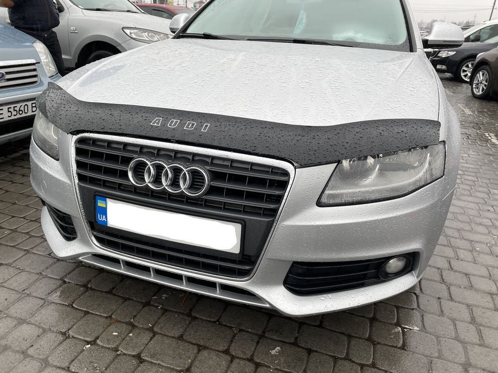 Дефлектор капота (мухобійка) Audi A4 2008-2011 (8K,8B) (ViP) 00-00000011 фото