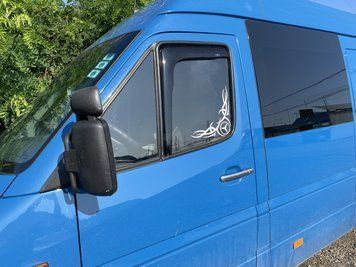 Дефлекторы окон (ветровики) Mercedes Sprinter 1996-2006 (вставнi) (HIC) 00-00003663 фото