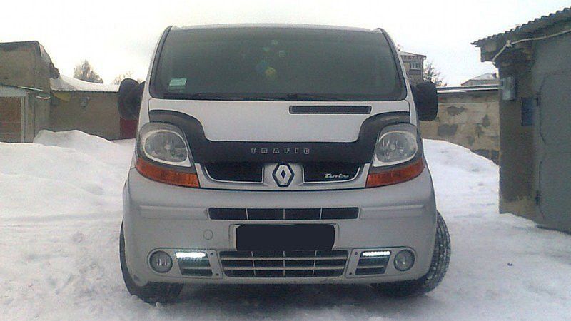 Дефлектор капота (мухобойка) Renault Trafic 2001+ (довга) (VIP) 00-00000465 фото