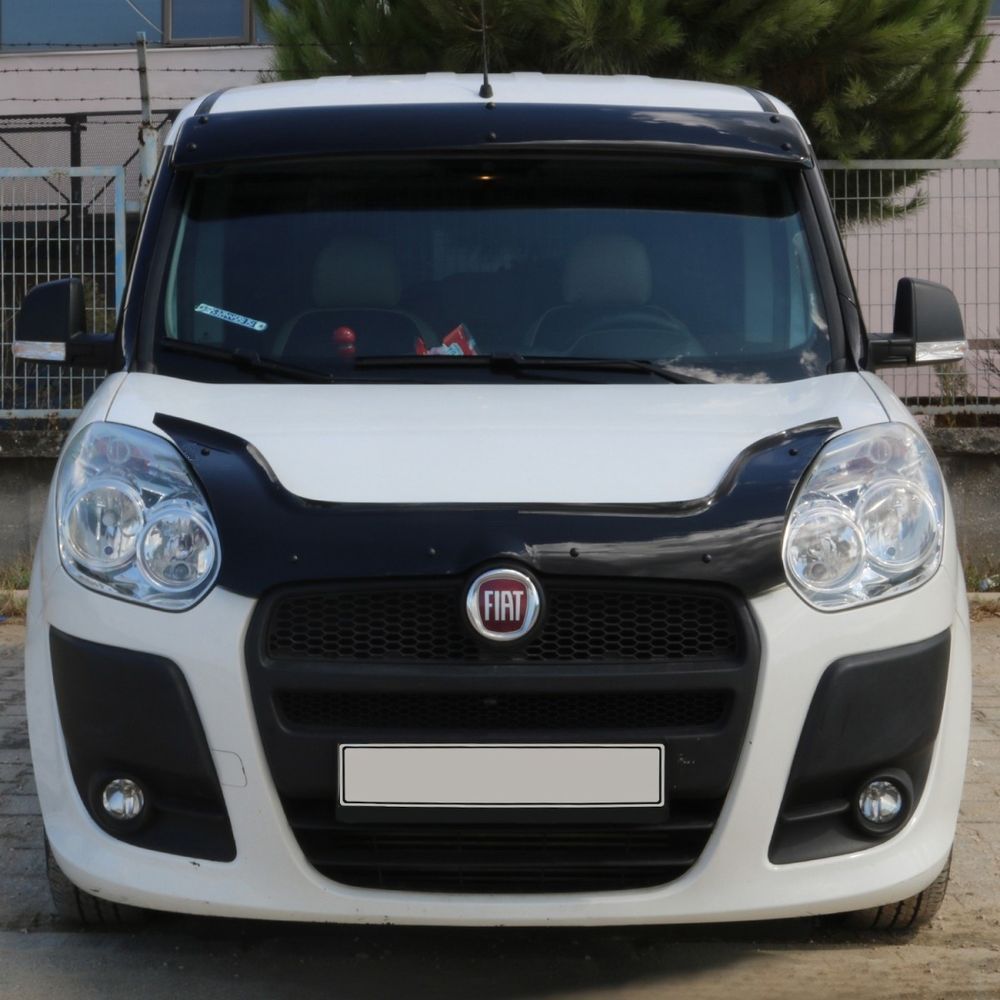 Дефлектор капота (мухобійка) Fiat Doblo 2010-2015 / Combo 2010- CappaFe 00-00016652 фото