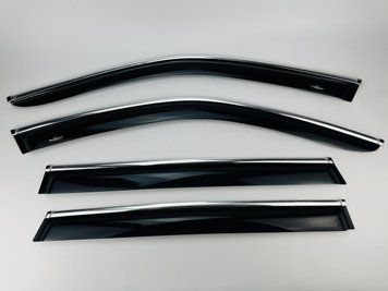 Д/в BMW X5 E70 2007-2013 зХромМолдінгом (HiC) 00-00003319 фото