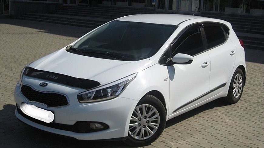 Дефлектор капота (мухобійка) Kia Ceed 2012- 00-00000227 фото