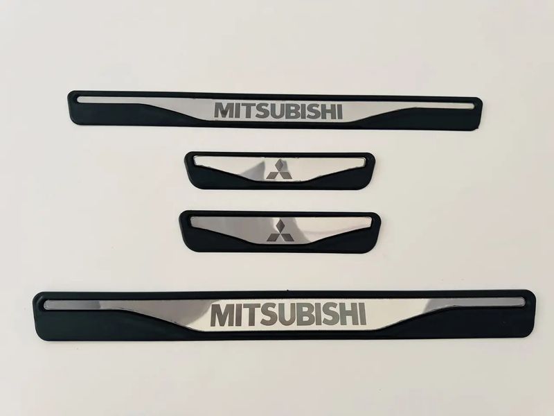 Накладки на пороги (PTR) Mitsubishi хром-пласт 00-00016242 фото