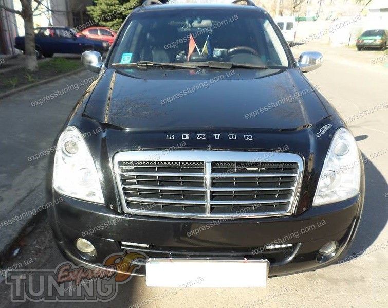 Дефлектор капота (мухобойка) SsangYong Rexton 2012+ (VIP) 00-00007462 фото