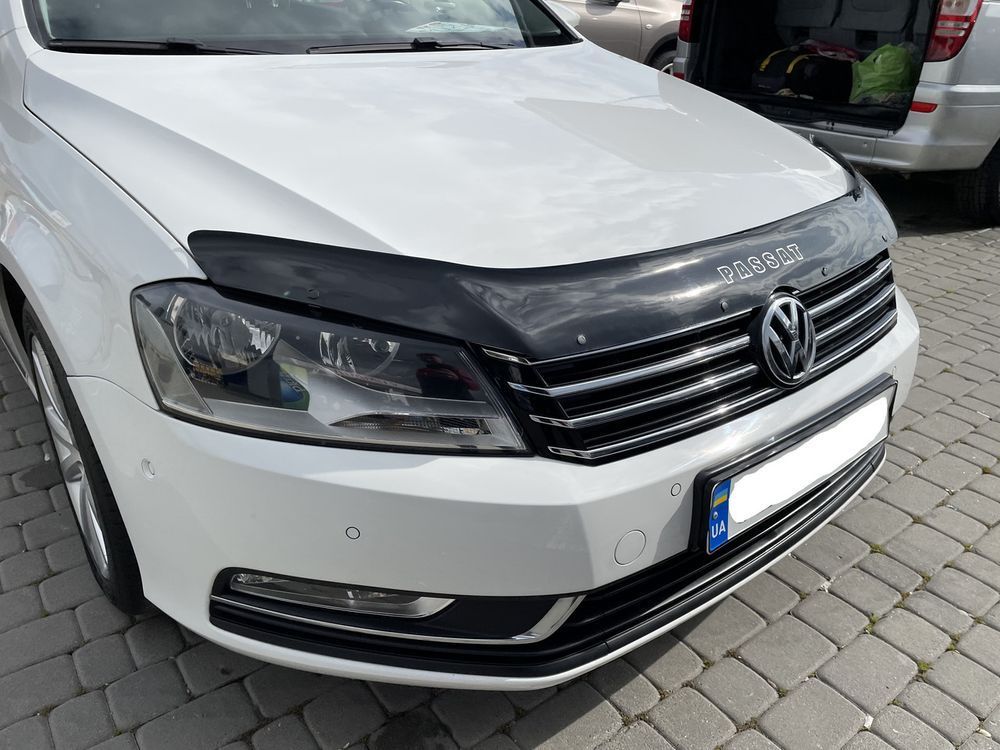 Дефлектор капота (мухобойка) Volkswagen Passat B7 2010-2015 (VIP) 00-00000594 фото