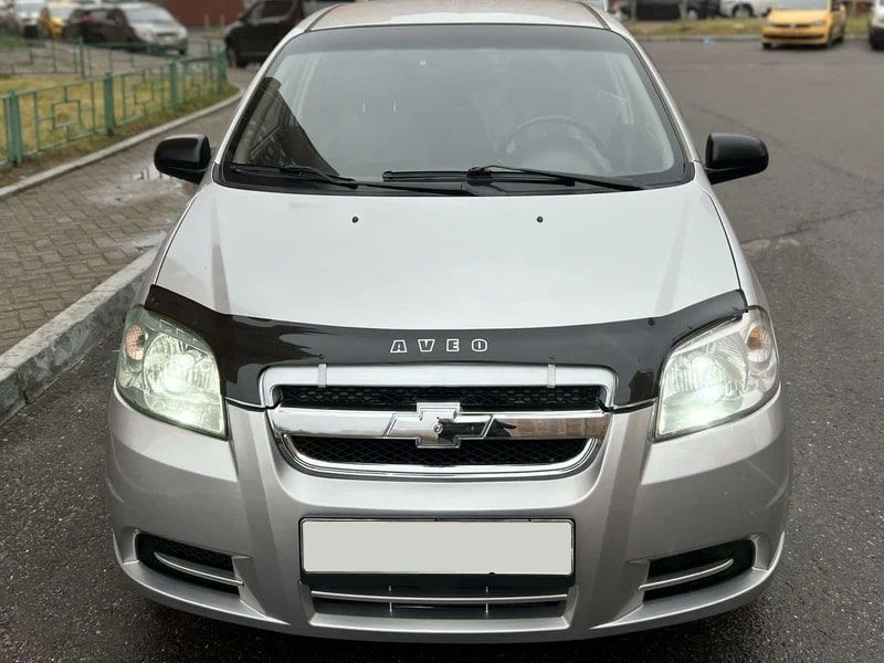 Дефлектор капота (мухобійка) Chevrolet Aveo 2006-2011 седан (ViP) 00-00000044 фото