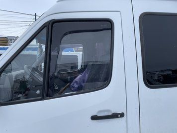 Дефлектори вікон (вітровики) Mercedes Sprinter 1995-2006 2D (вст 2шт) (Heko) 23213 фото