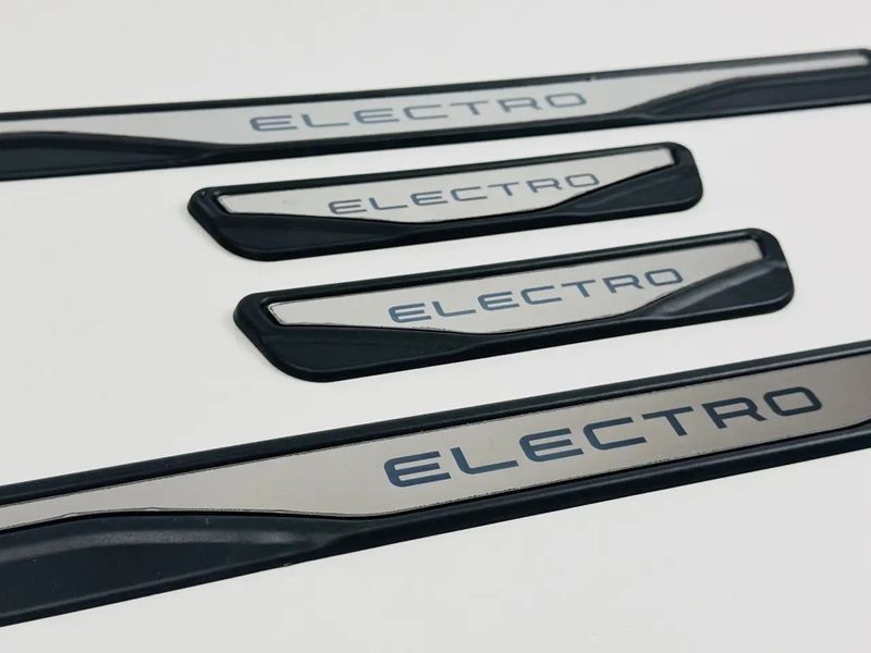 Накладки на пороги Electro хром-пласт 00-00016010 фото